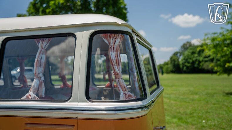 1975 Volkswagen Bus
