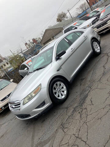 2011 Ford Taurus SE