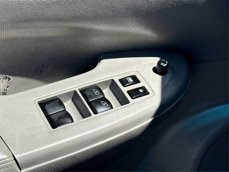 2017 Nissan Quest SV