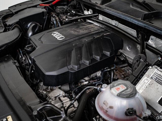 2023 Audi Q5 quattro Premium 40 TFSI