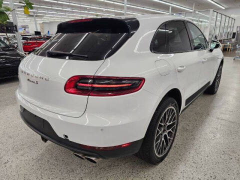 2016 Porsche Macan S
