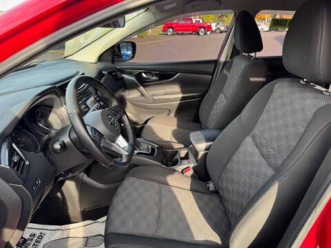 2017 Nissan Rogue Sport SV