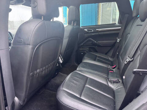 2013 Porsche Cayenne S