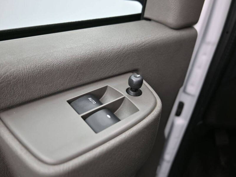2024 GMC Savana 2500