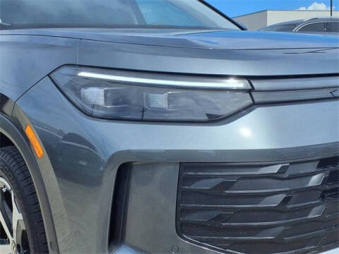 2025 Volkswagen Tiguan SE