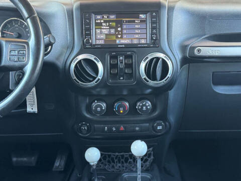 2013 Jeep Wrangler Unlimited Sahara