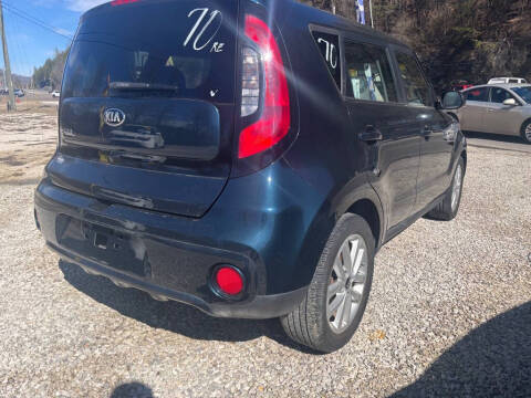 2018 Kia Soul +