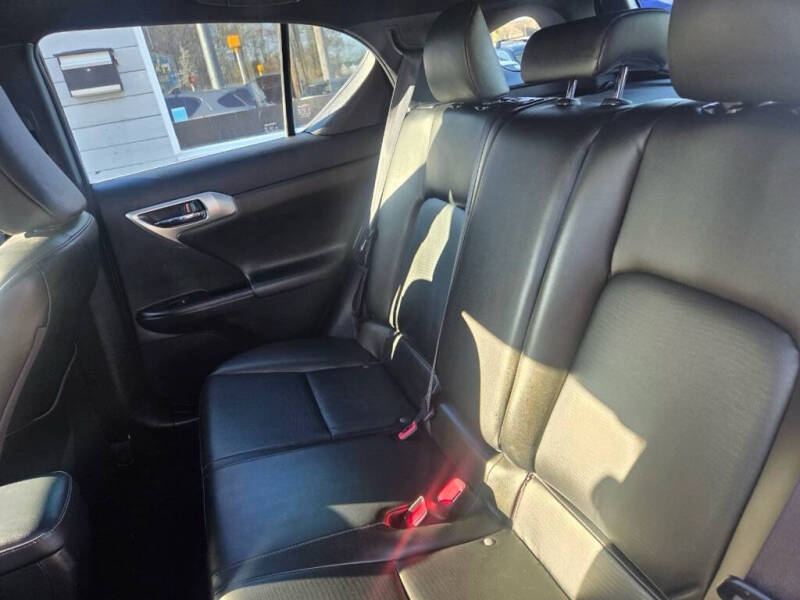2013 Lexus CT 200h