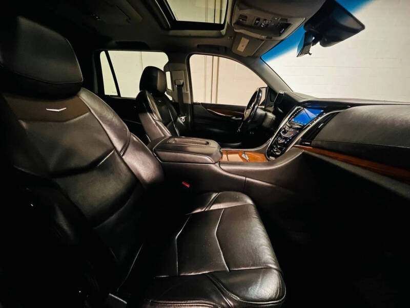 2018 Cadillac Escalade Premium Luxury