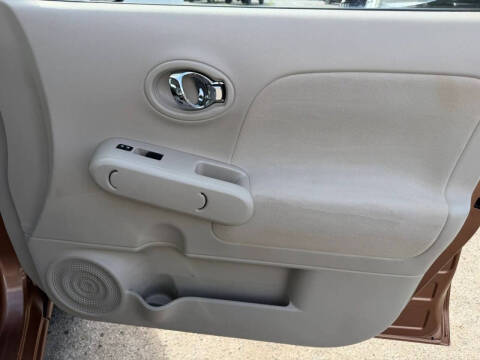 2011 Nissan cube