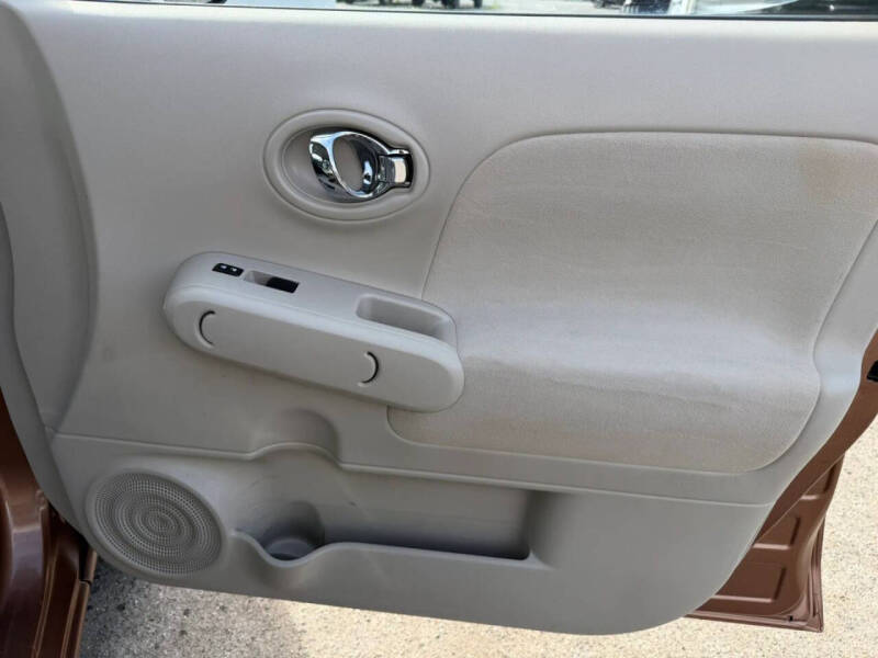 2011 Nissan cube