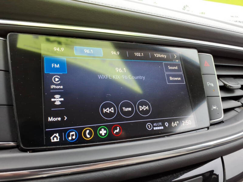 2024 Buick Enclave Essence