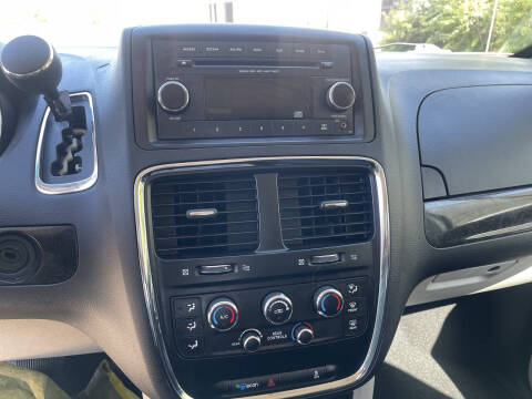 2015 Dodge Grand Caravan SE