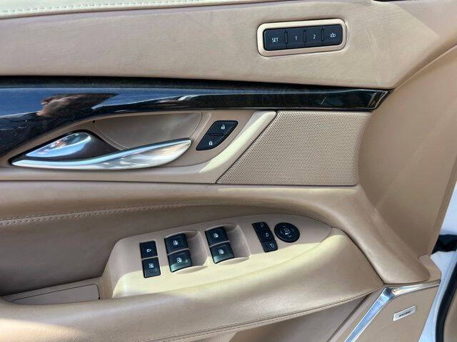 2019 Cadillac Escalade Platinum