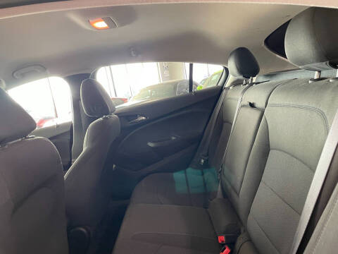 2017 Chevrolet Cruze LT Auto