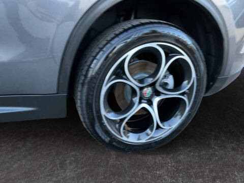 2019 Alfa Romeo Stelvio Ti