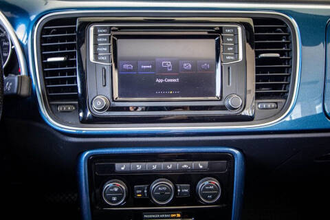 2019 Volkswagen Beetle Convertible 2.0T SE