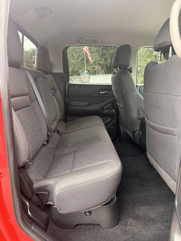 2022 Nissan Frontier S