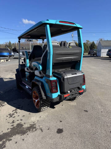 2025 Evolution D-Max XT4