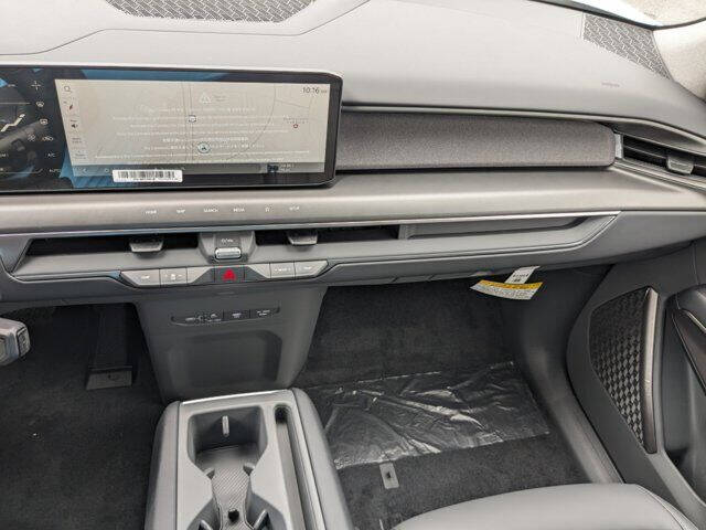 2024 Kia EV9 Light Long Range