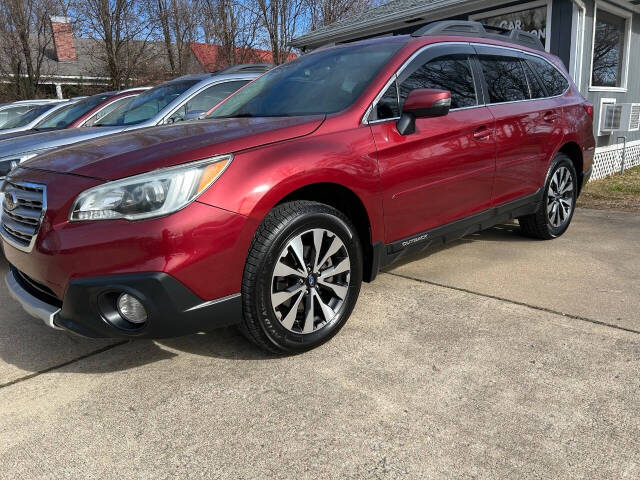 2017 Subaru Outback Limited's photo