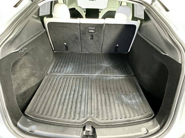 2024 Tesla Model Y Performance