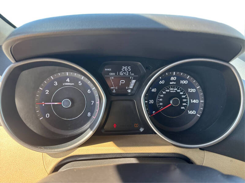 2011 Hyundai Elantra GLS