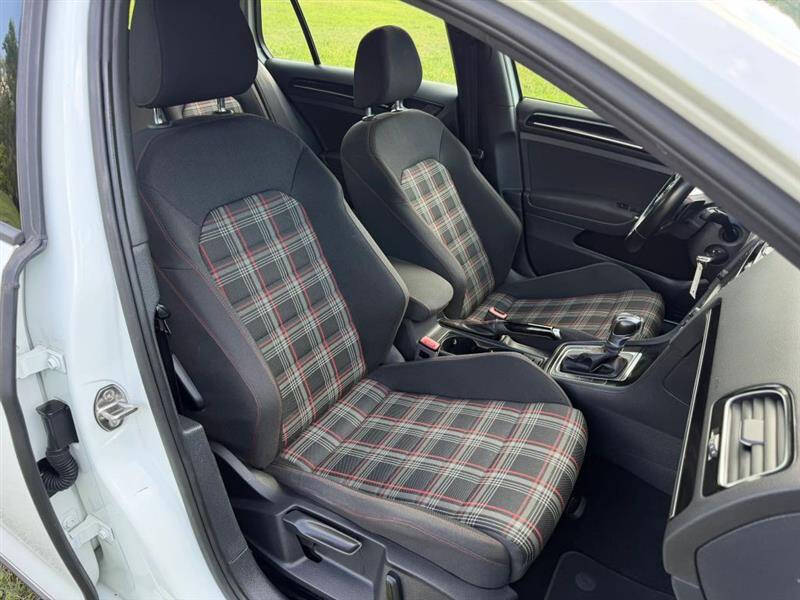 2016 Volkswagen Golf GTI S