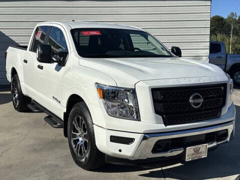 2024 Nissan Titan SV