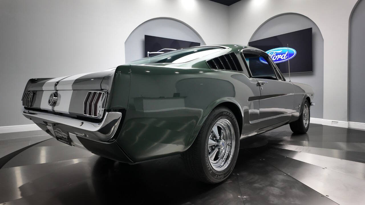 1965 Ford Mustang 24