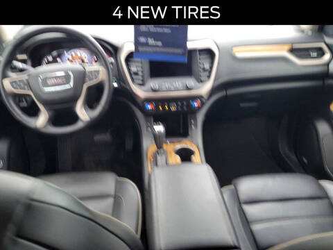 2017 GMC Acadia Denali