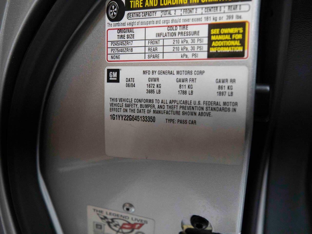 2004 Chevrolet Corvette 43