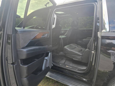 2016 Cadillac Escalade ESV Luxury Collection