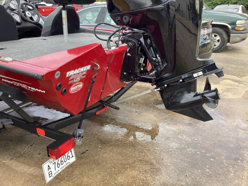 2023 Tracker Pro 175 Team TXW