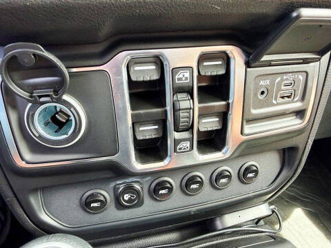 2024 Jeep Gladiator NightHawk