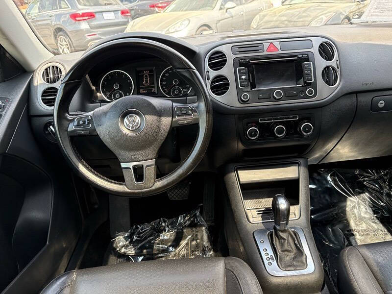 2011 Volkswagen Tiguan SEL