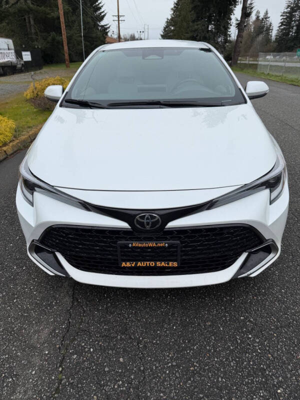 2025 Toyota Corolla Hatchback XSE