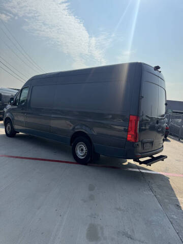 2019 Mercedes-Benz Sprinter 2500