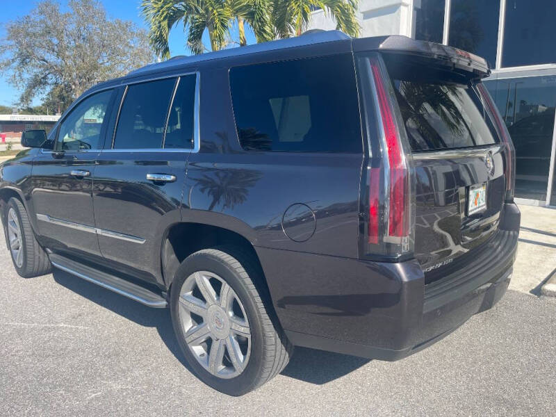 2015 Cadillac Escalade Luxury