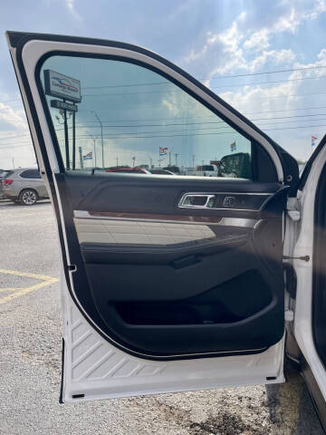 2016 Ford Explorer Platinum