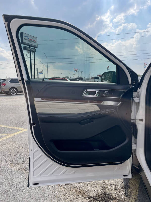 2016 Ford Explorer Platinum