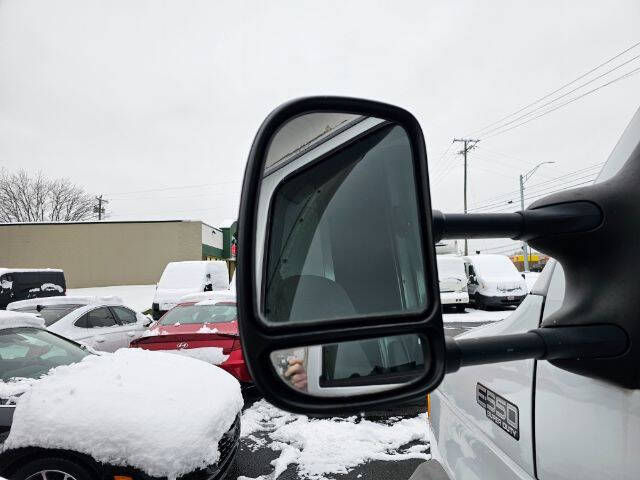 2003 Ford E-Series E-550 SD