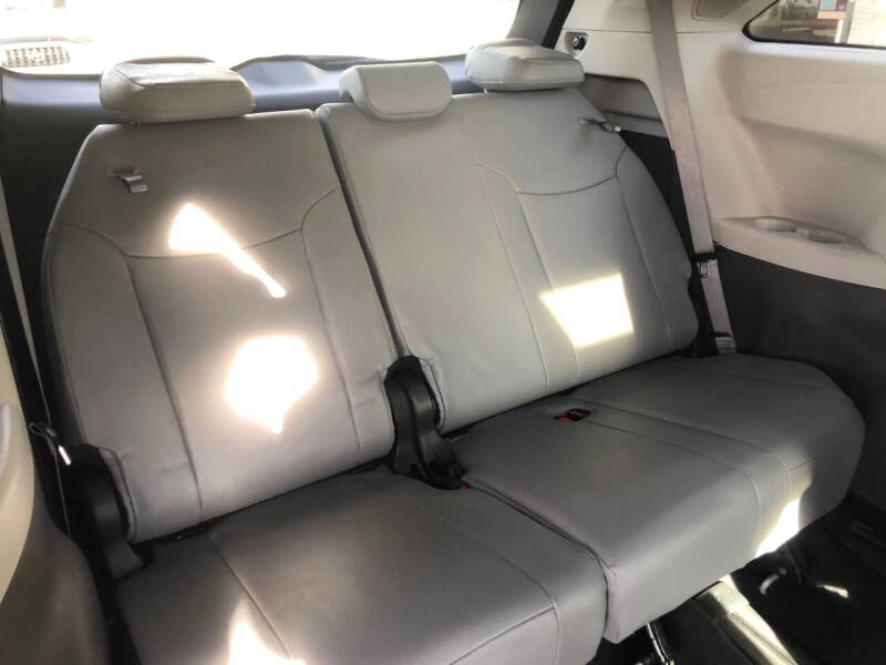 2024 Toyota Sienna XLE 7-Passenger