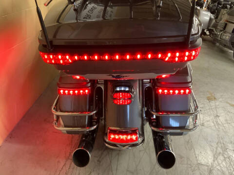 2014 Harley-Davidson FLHTK ULTRA LIMITED