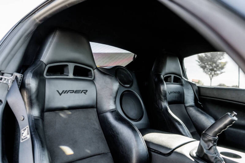 2006 Dodge Viper SRT-10