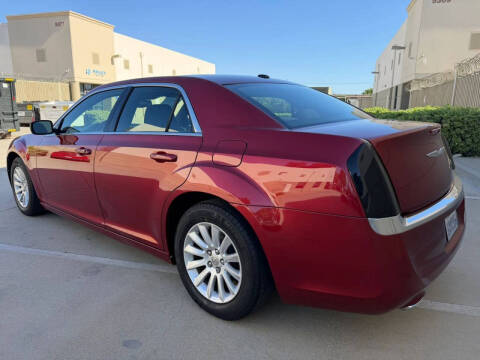 2012 Chrysler 300