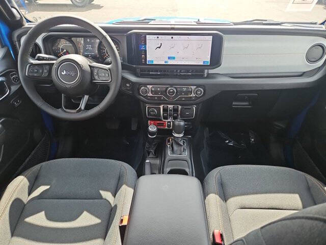 2025 Jeep Gladiator Willys