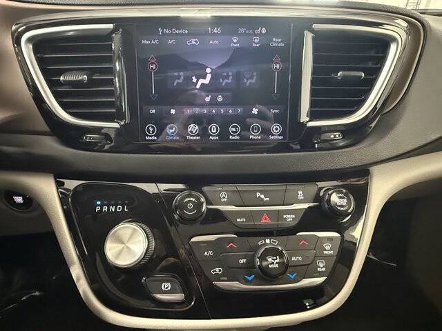 2018 Chrysler Pacifica Touring L Plus