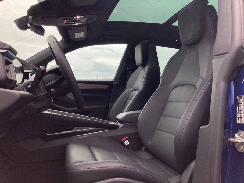 2024 Porsche Macan 4 Electric