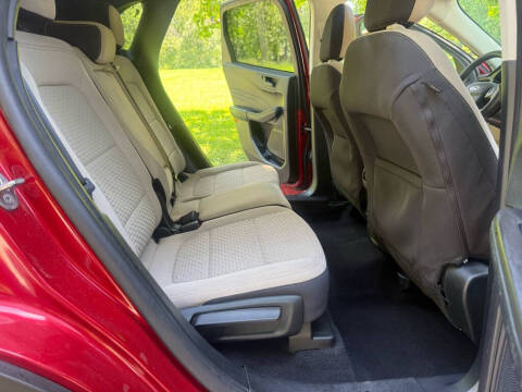 2022 Ford Escape SE